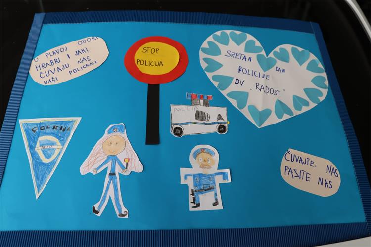 Slika /PU splitsko-dalmatinska 2022/Prevencija/cestitka omiš.jpg